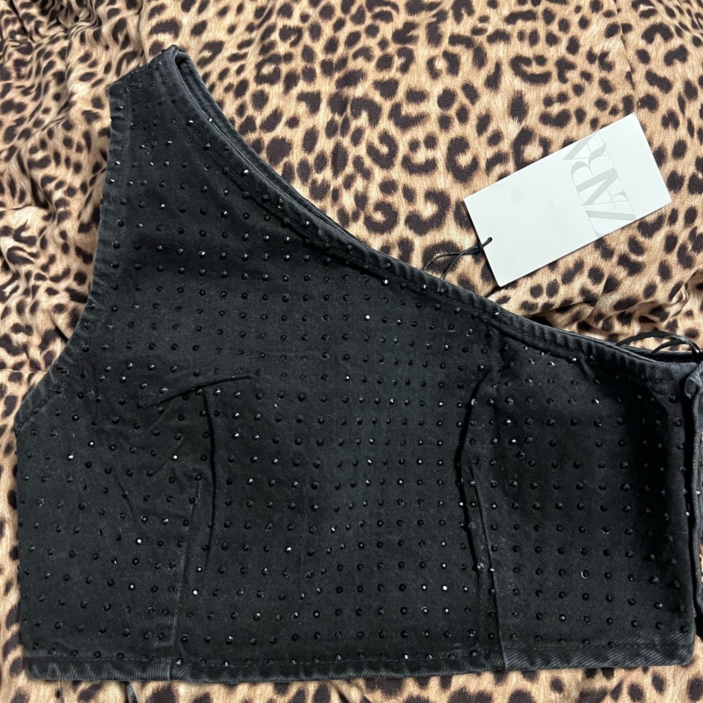 Black One-Shoulder Studded Top